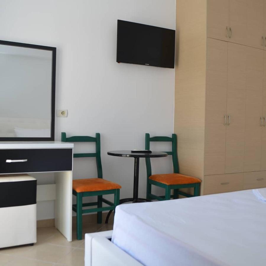 Noah Apartaments Саранде Екстериор снимка