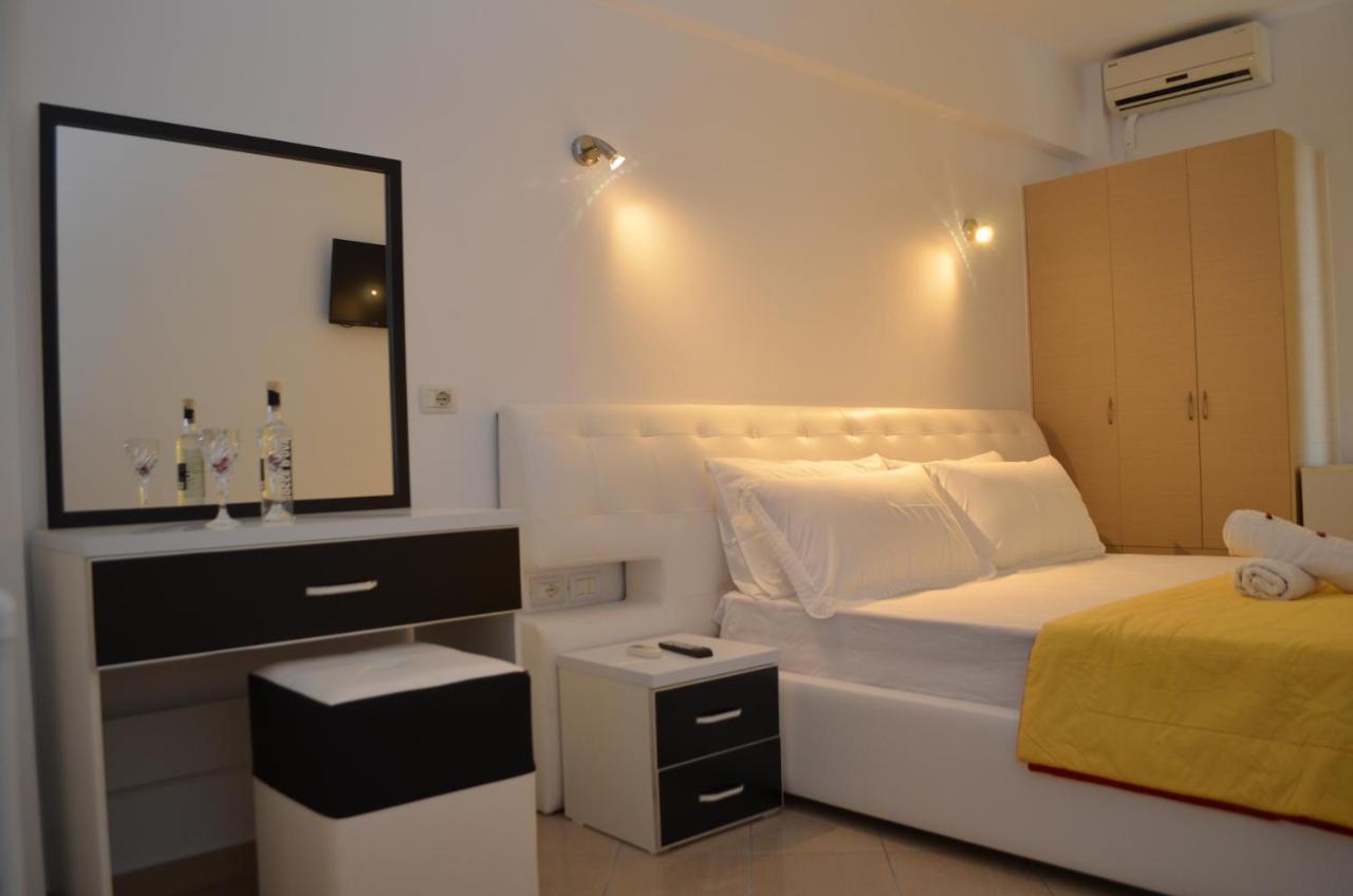 Noah Apartaments Саранде Екстериор снимка