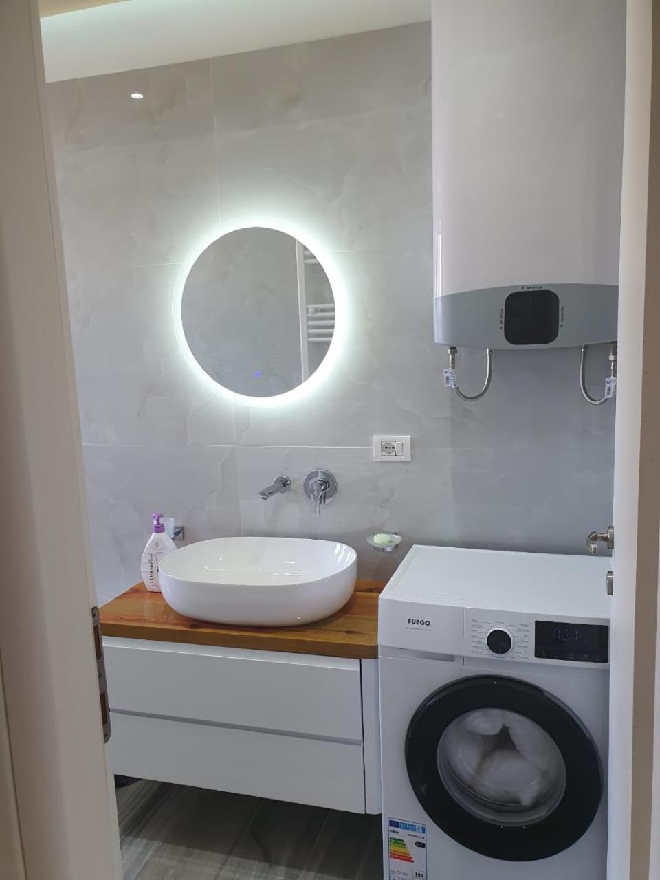 Noah Apartaments Саранде Екстериор снимка