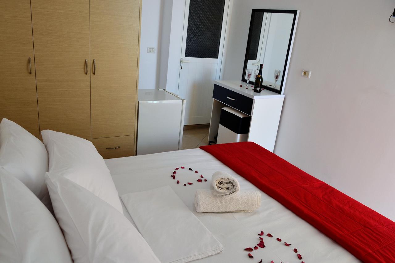 Noah Apartaments Саранде Екстериор снимка